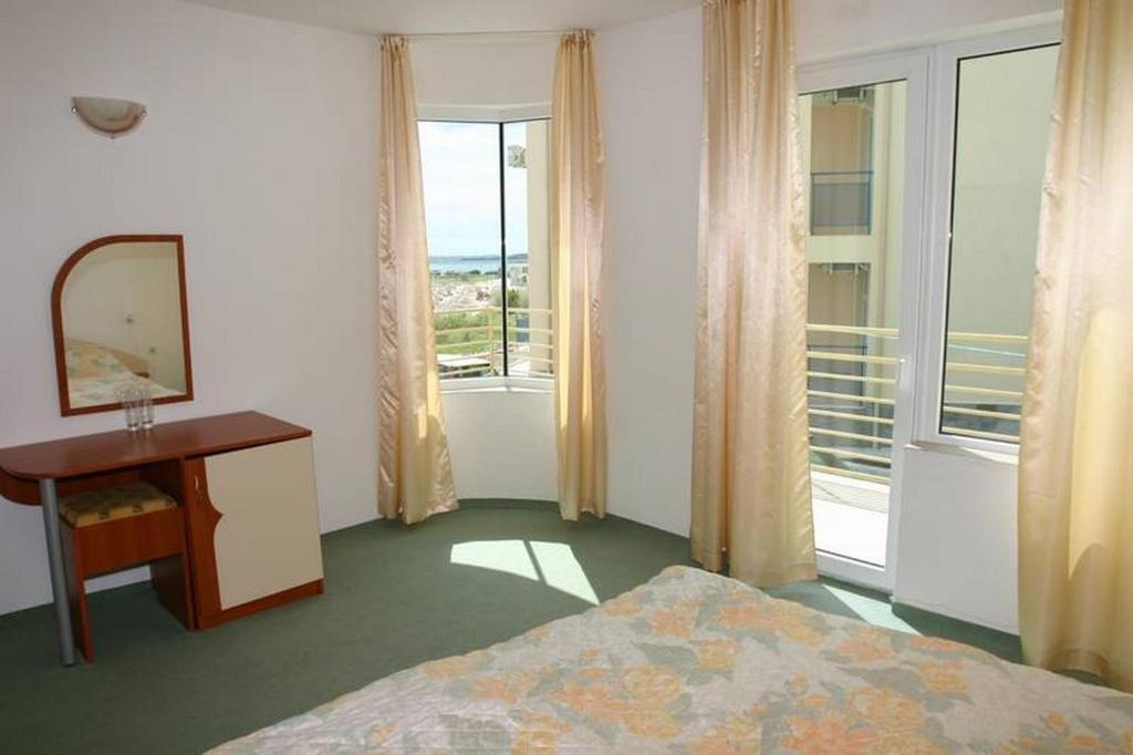 Harmony Beach Family Hotel 内塞伯尔 外观 照片